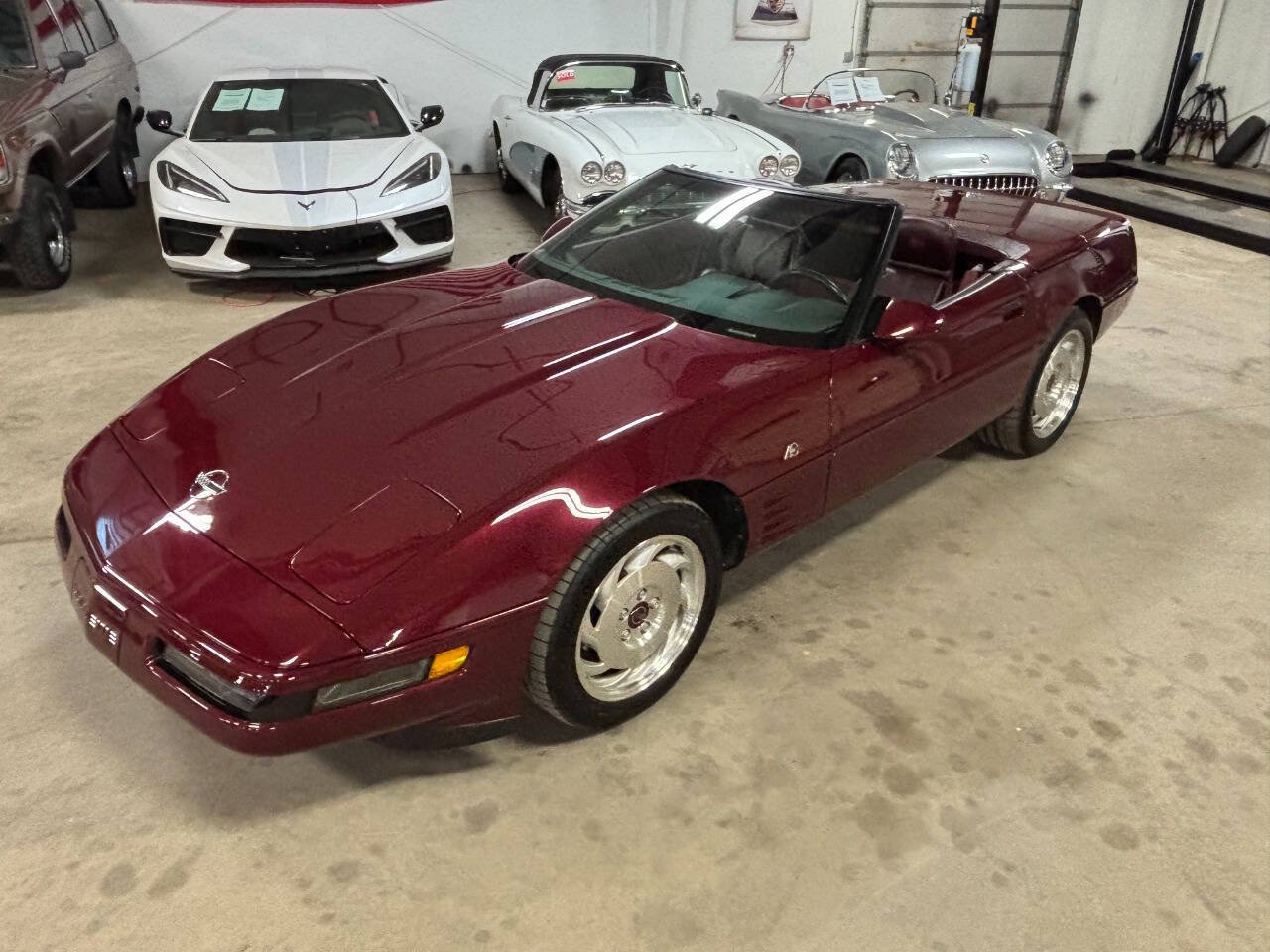 Used 1993 Chevrolet Corvette Convertible RWD image 37