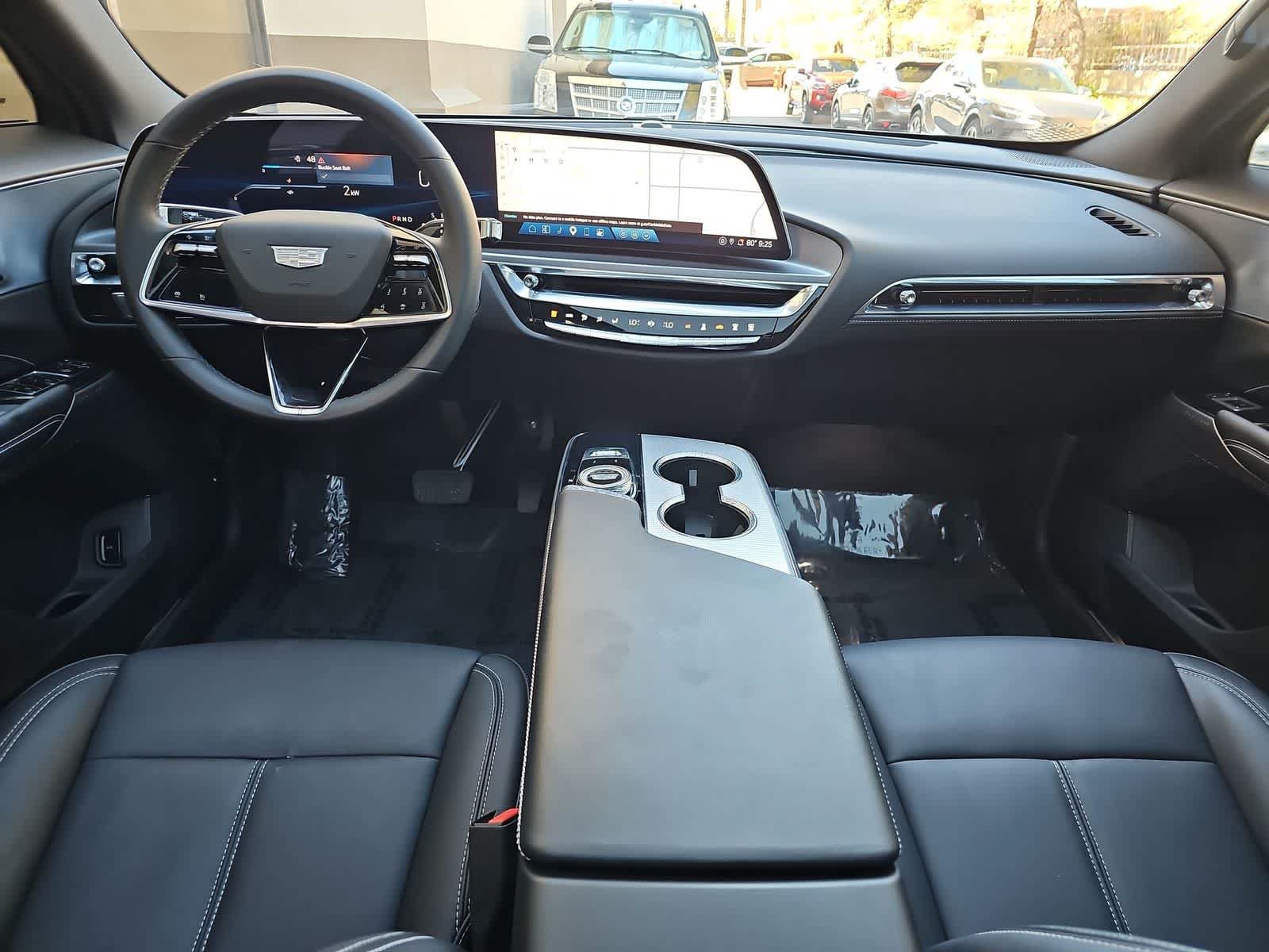 Used 2024 Cadillac Lyriq Tech AWD/4WD image 14