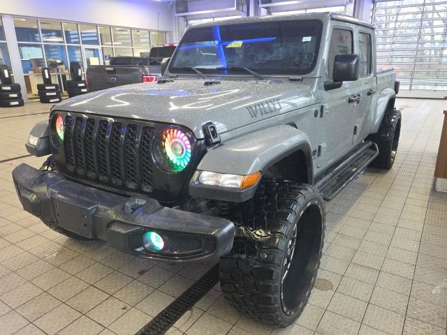 Used 2021 Jeep Gladiator Willys image 2