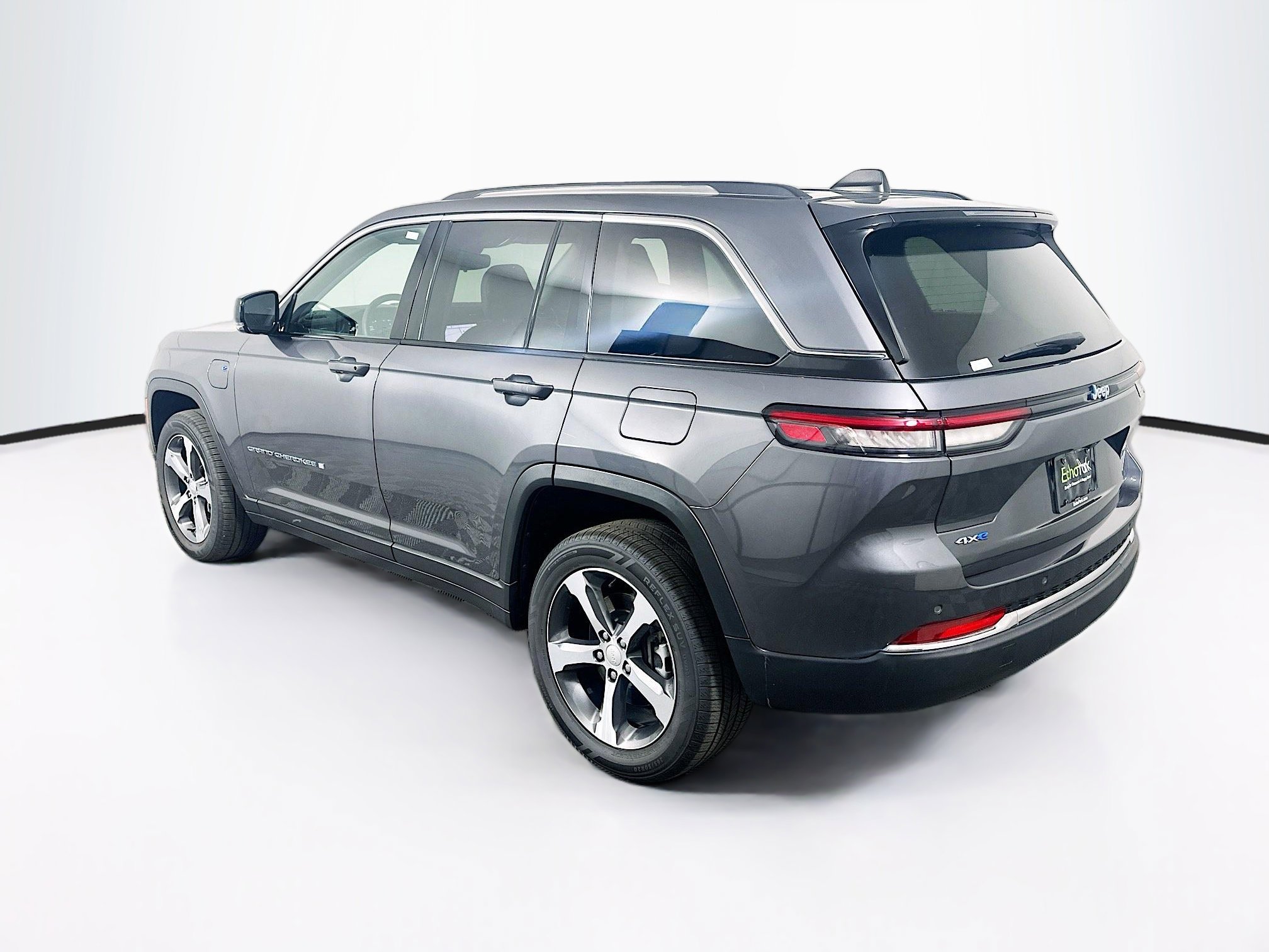 Used 2022 Jeep Grand Cherokee Limited 4xe AWD/4WD image 5