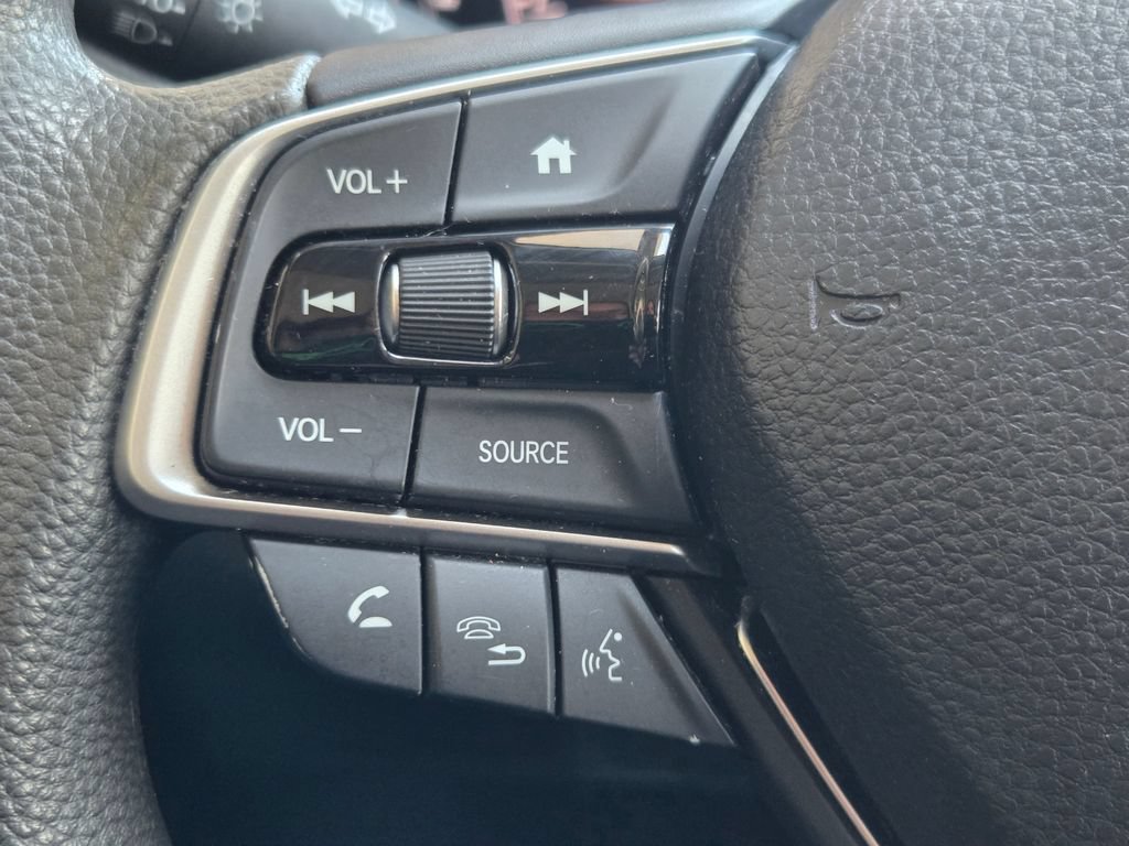 Used 2019 Honda Accord LX image 5