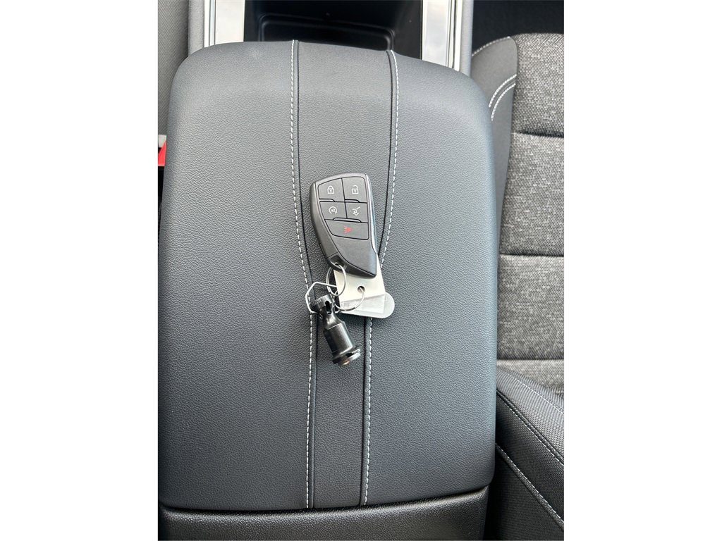 New 2026 Chevrolet Traverse LT w/ Driver Confidence Package image 28