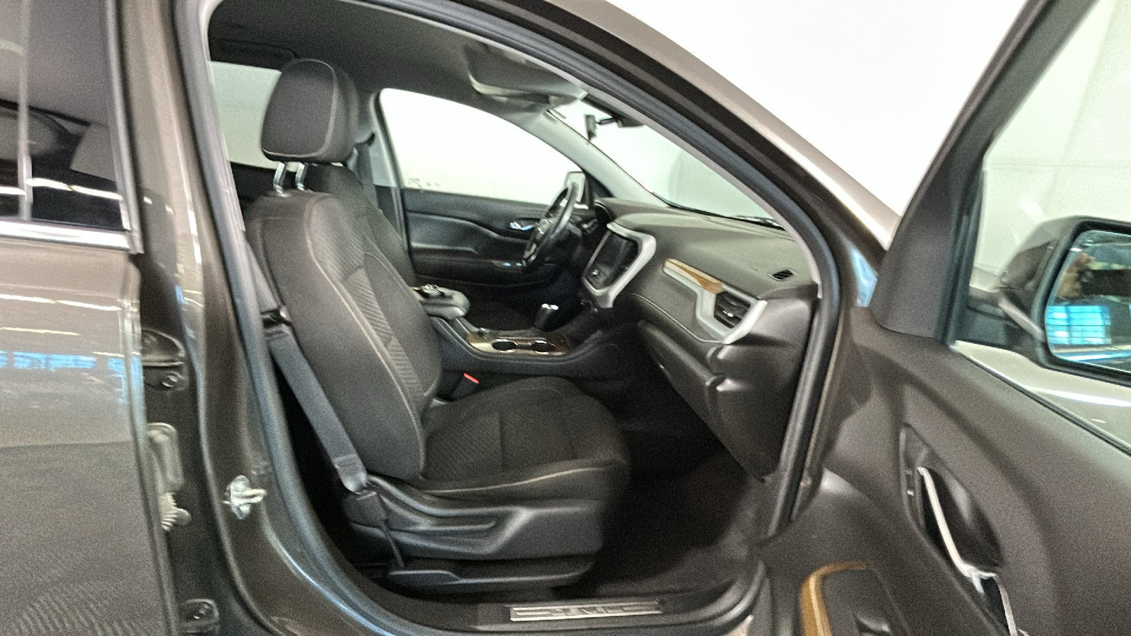 Used 2019 GMC Acadia SLE w/ Driver Alert Package I AWD/4WD image 37