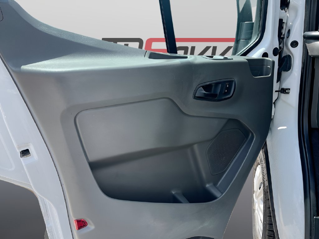 Used 2025 Ford Transit 250 Low Roof w/ Exterior Upgrade Package RWD image 17