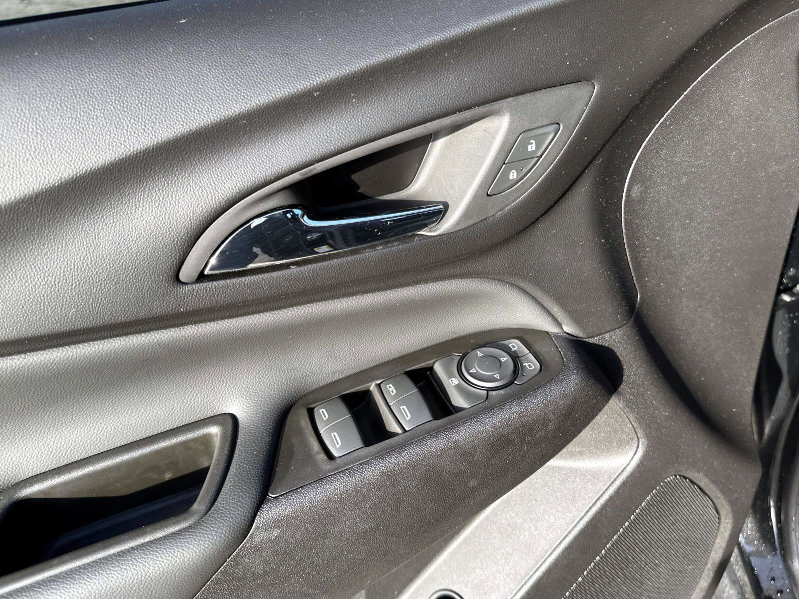 Used 2024 Chevrolet Equinox LT w/ LPO, Floor Liner Package image 15