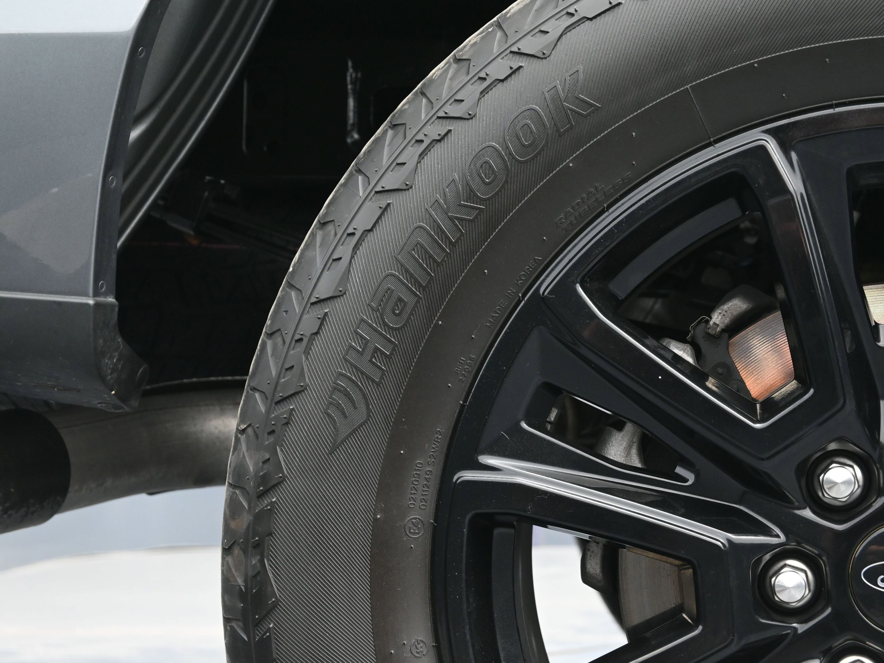 Used 2024 Ford F150 Platinum w/ Equipment Group 702A High image 46