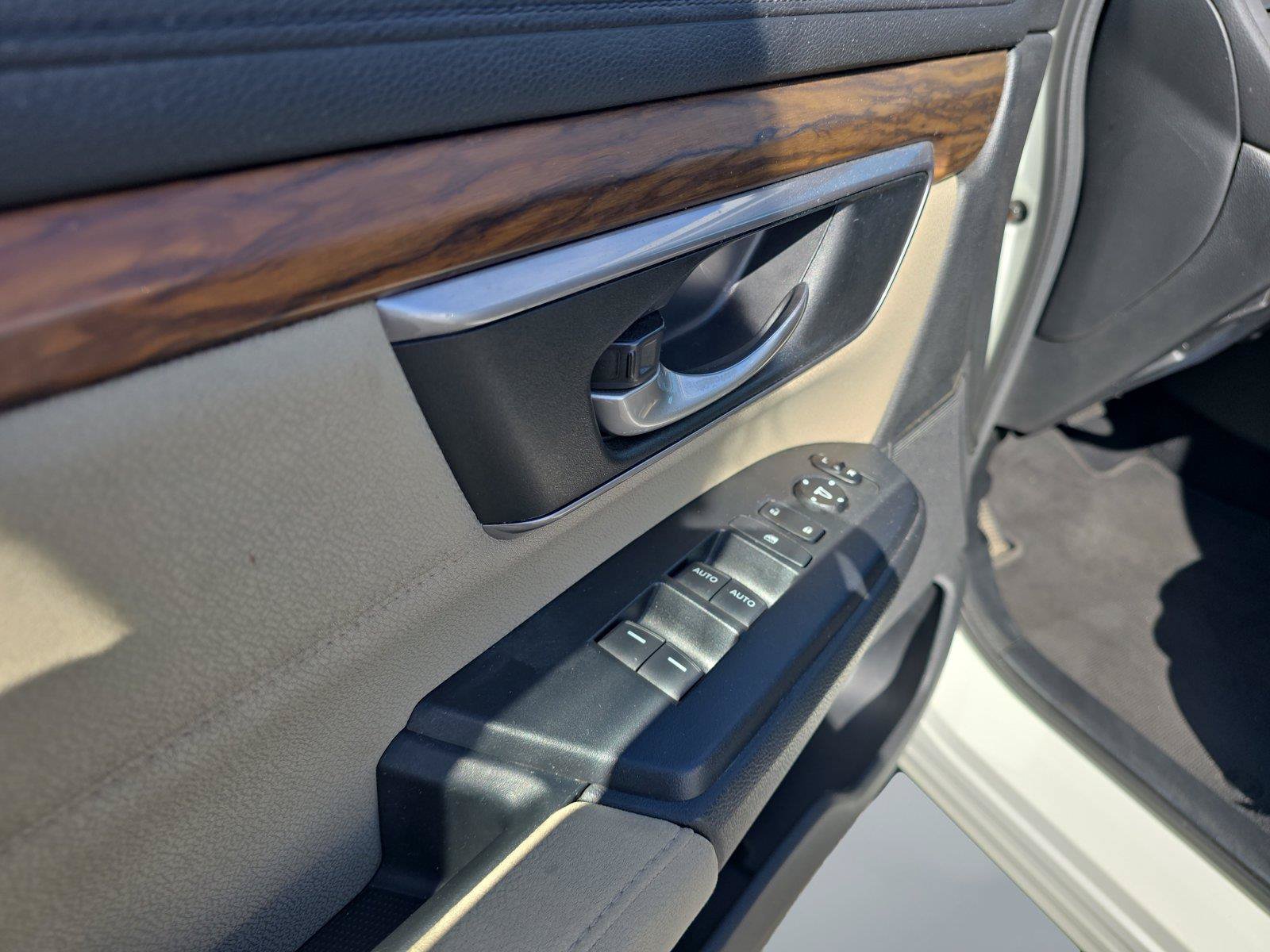 Used 2018 Honda CR-V EX image 24
