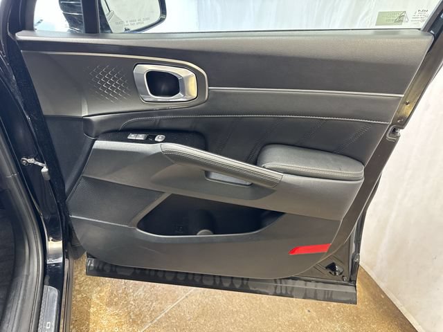 Used 2022 Kia Sorento SX FWD image 30