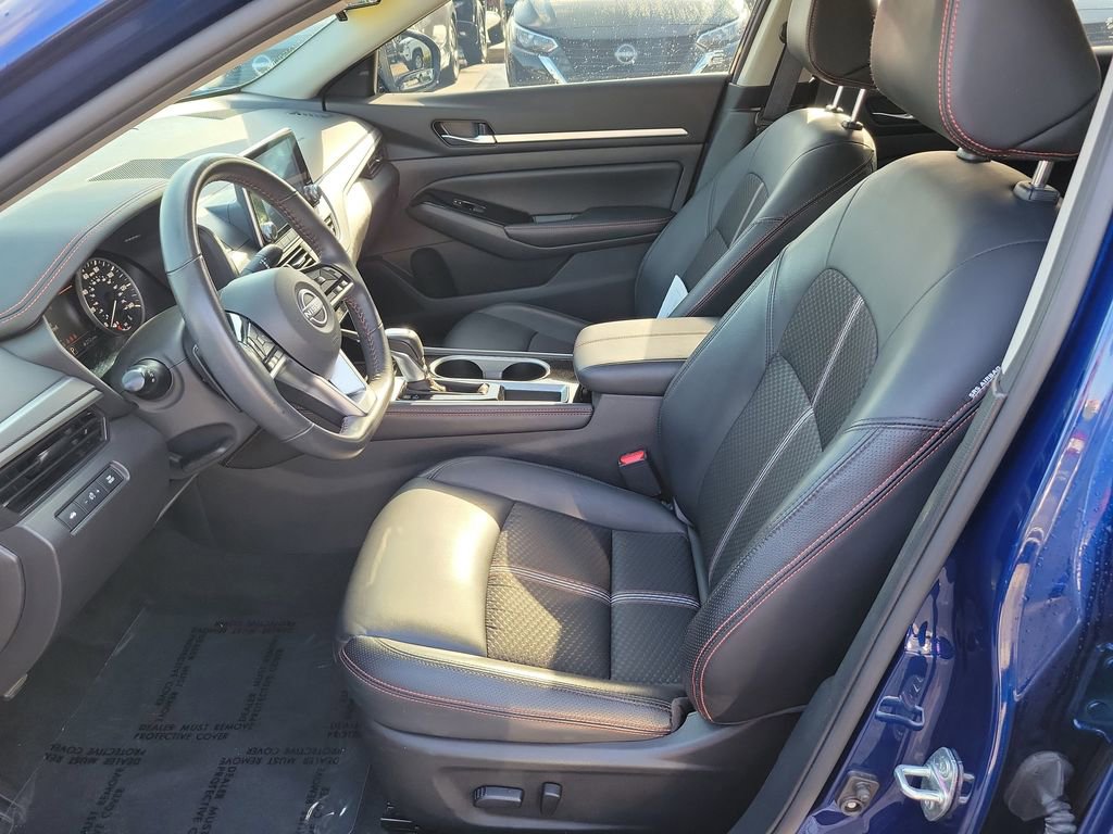 Certified 2024 Nissan Altima 2.5 SR image 13