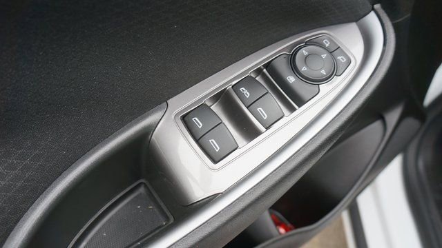 Used 2024 Chevrolet Malibu LT image 29