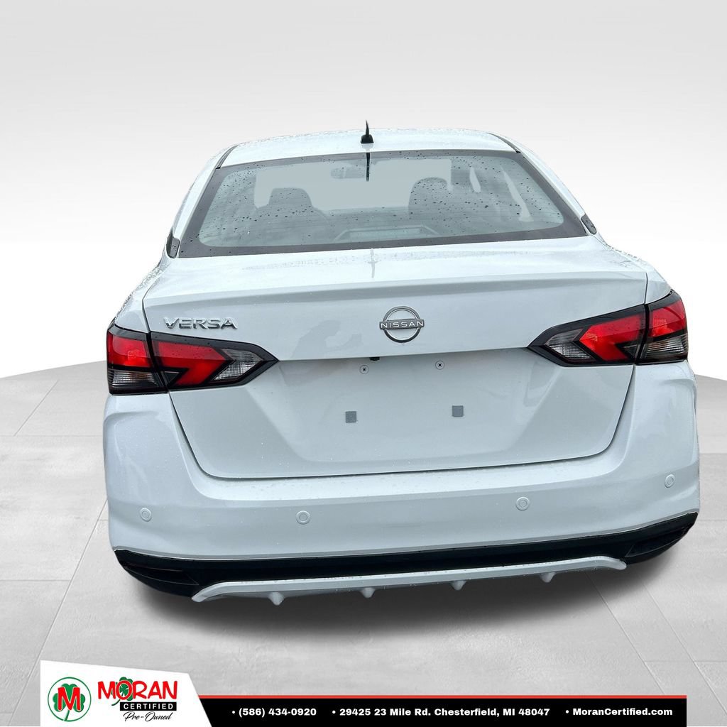 Used 2025 Nissan Versa S w/ Trunk Package FWD image 4