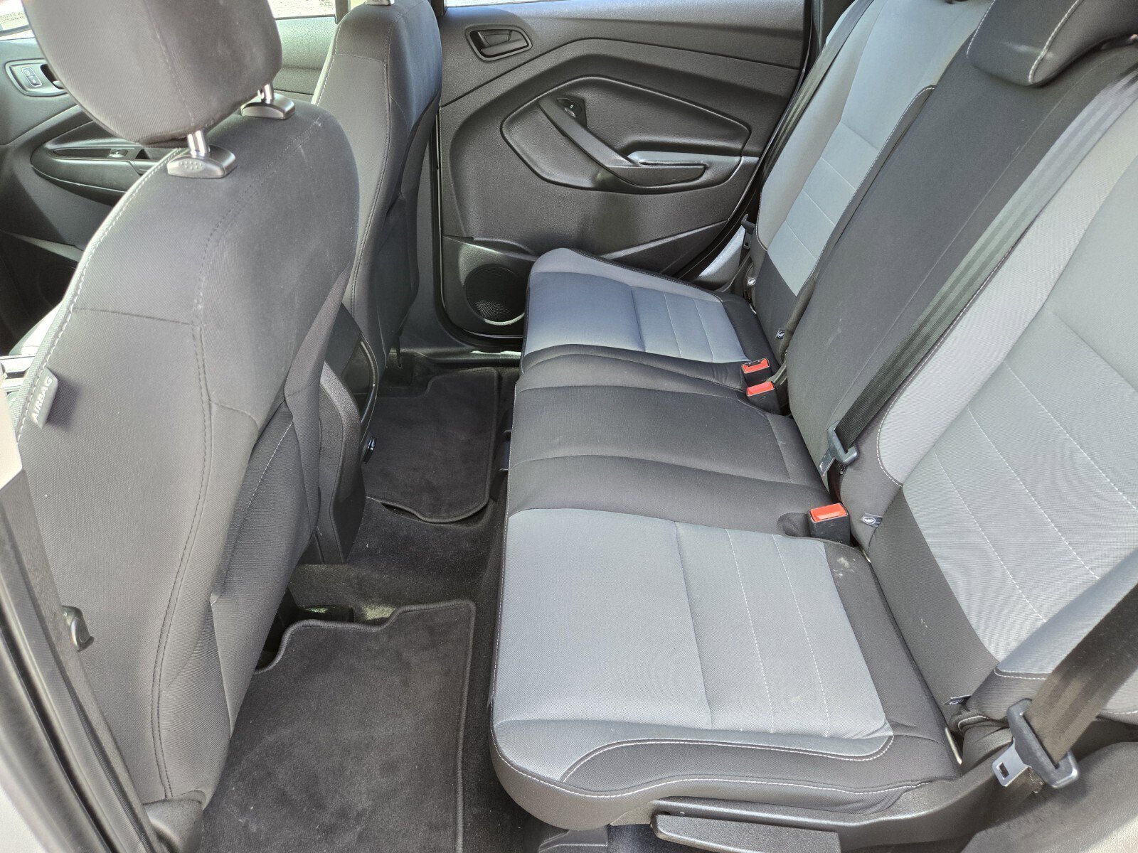 Used 2018 Ford Escape S image 9