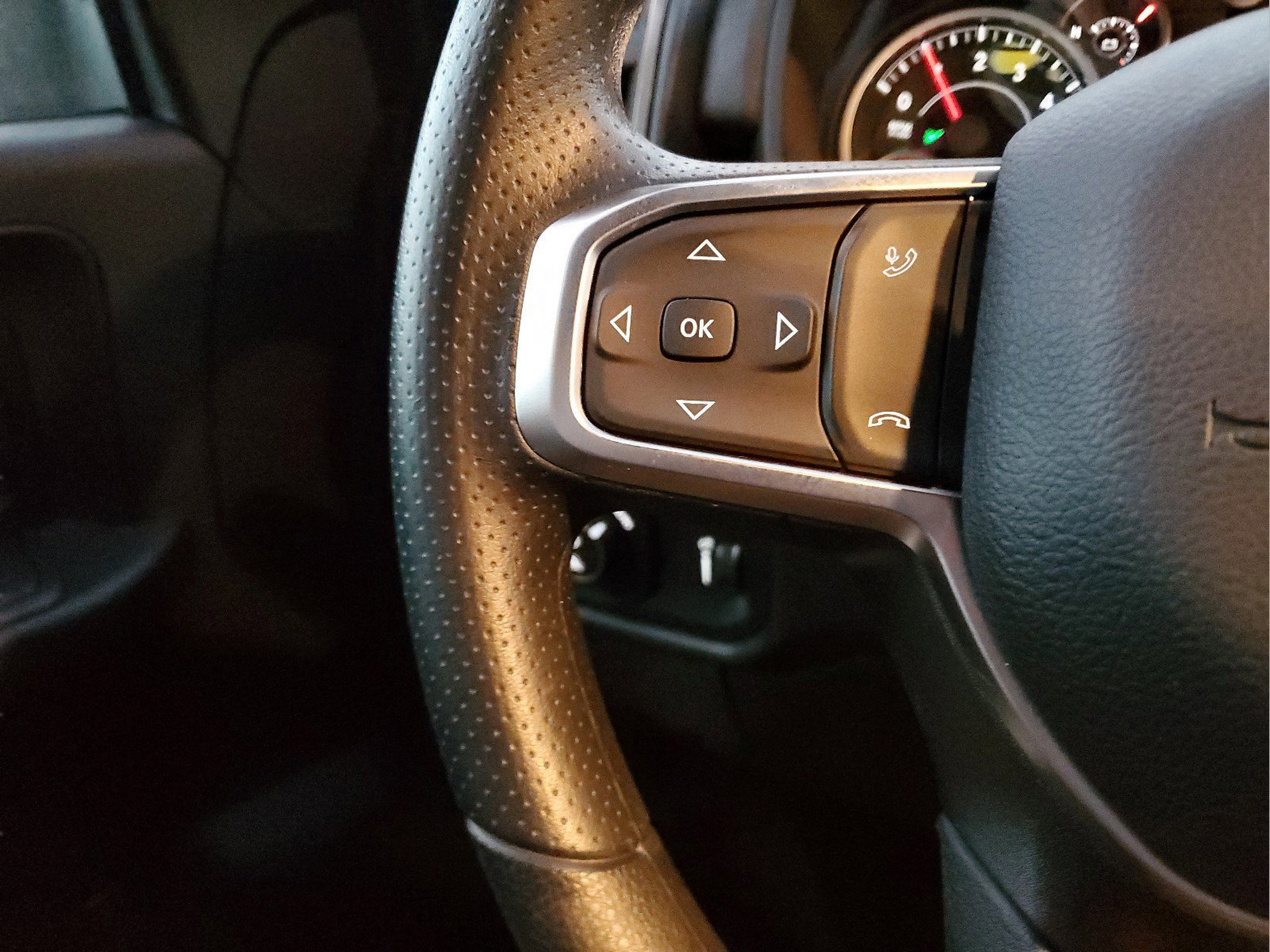 Used 2025 RAM 2500 Tradesman AWD/4WD image 27