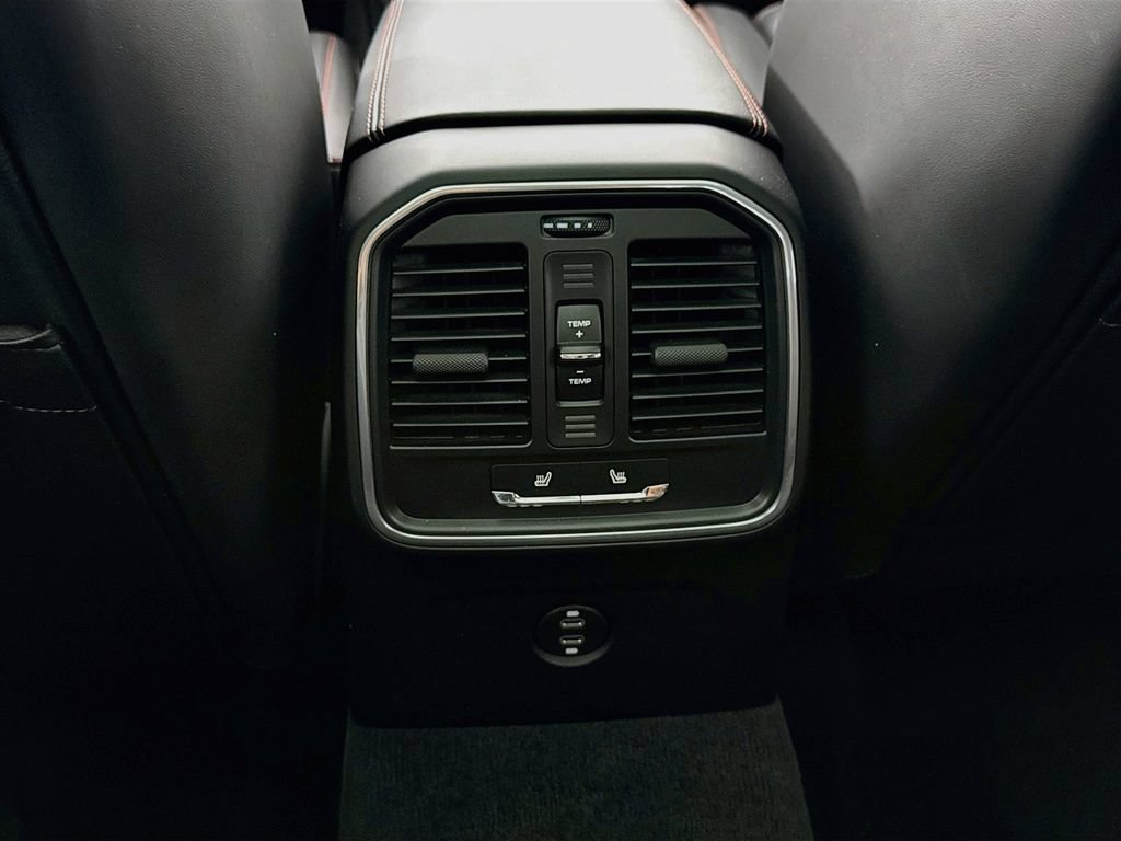 Certified 2023 Porsche Macan Turbo AWD/4WD image 26
