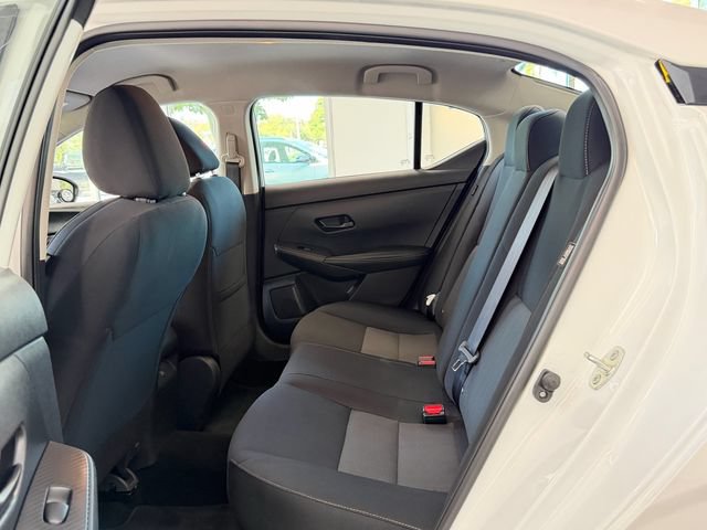 Used 2024 Nissan Sentra SV FWD image 9