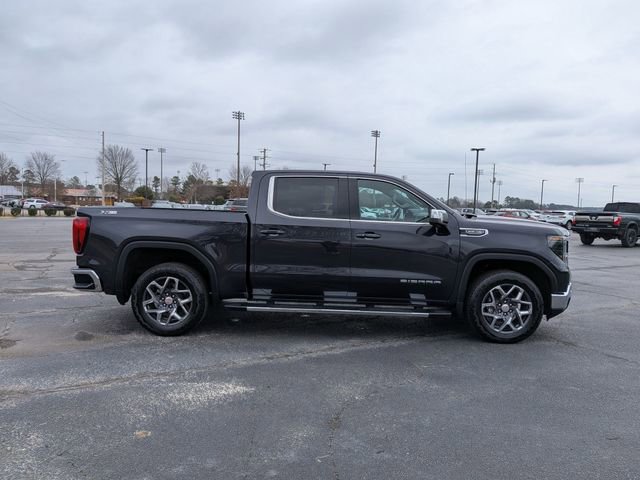 Used 2024 GMC Sierra 1500 SLE w/ Preferred Package image 2