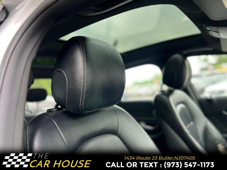 Used 2015 Mercedes-Benz C 300 Sport image 26