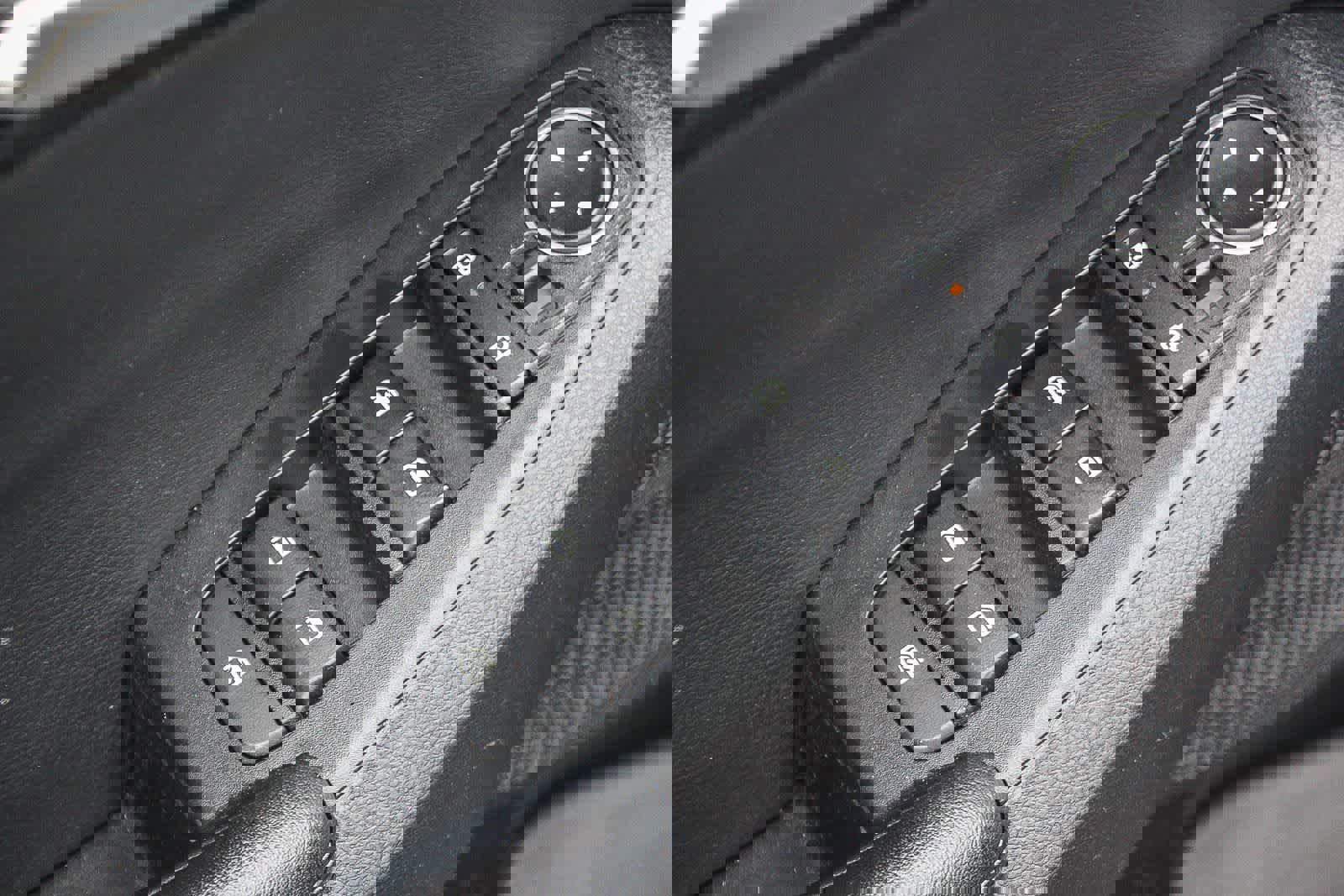 Used 2024 Kia Seltos S image 27