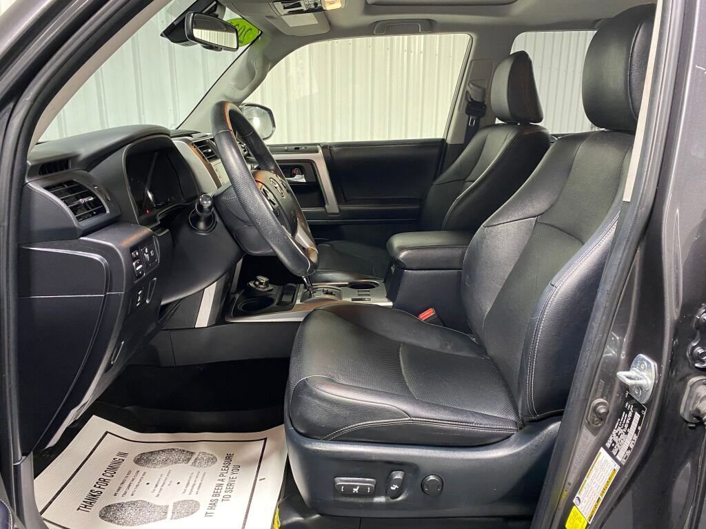 Used 2021 Toyota 4Runner Limited image 5