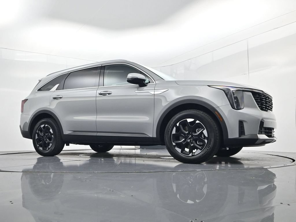 New 2026 Kia Sorento S w/ S Panoramic Sunroof Package FWD image 39