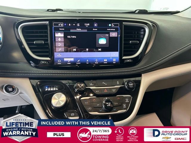 Used 2024 Chrysler Pacifica Limited FWD image 21