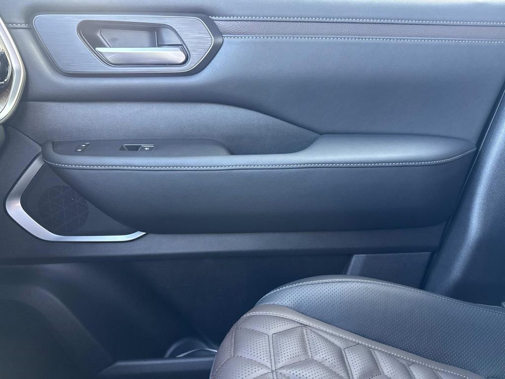 New 2026 Nissan Armada Platinum image 22