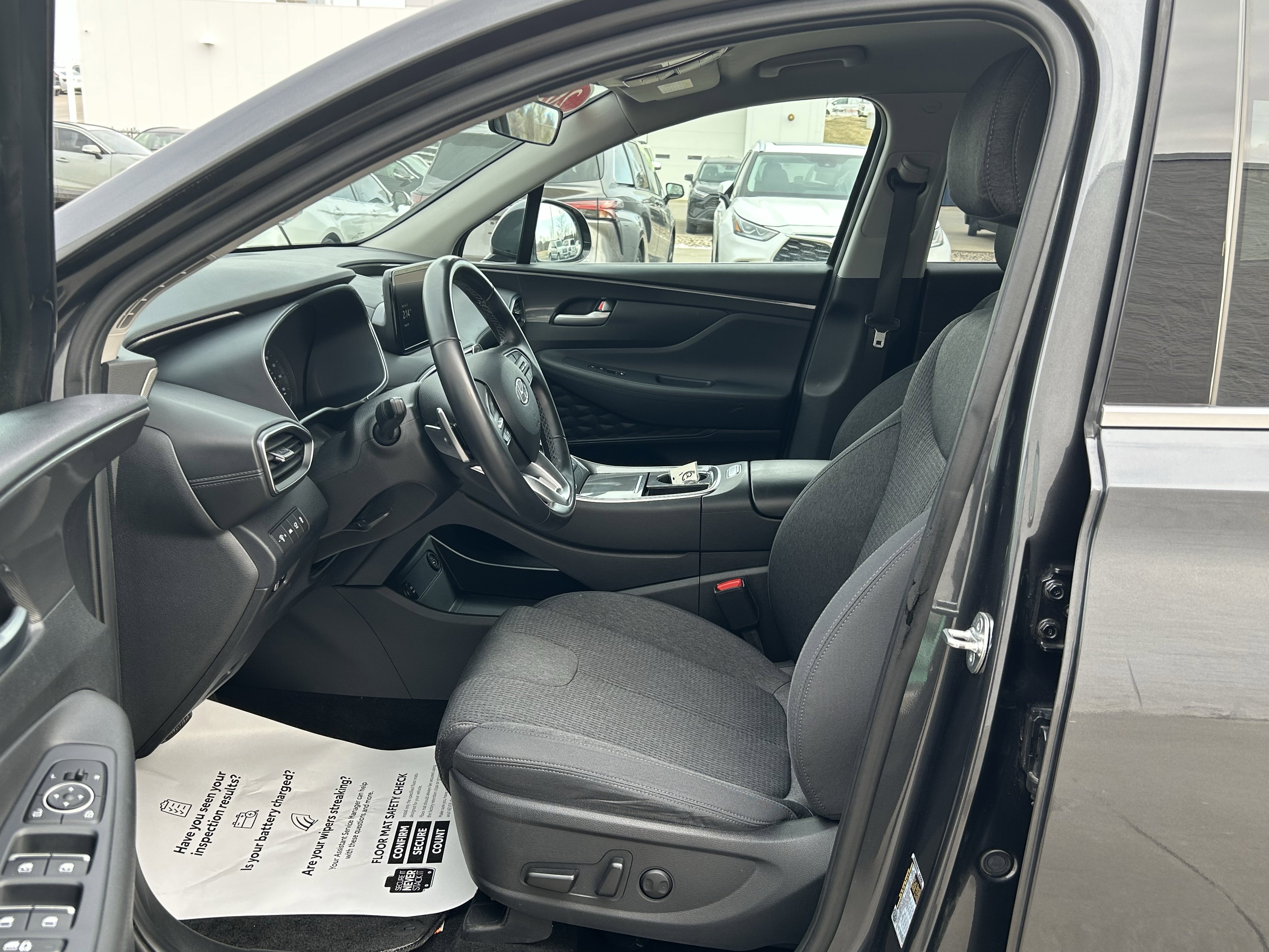 Used 2023 Hyundai Santa Fe SEL image 12