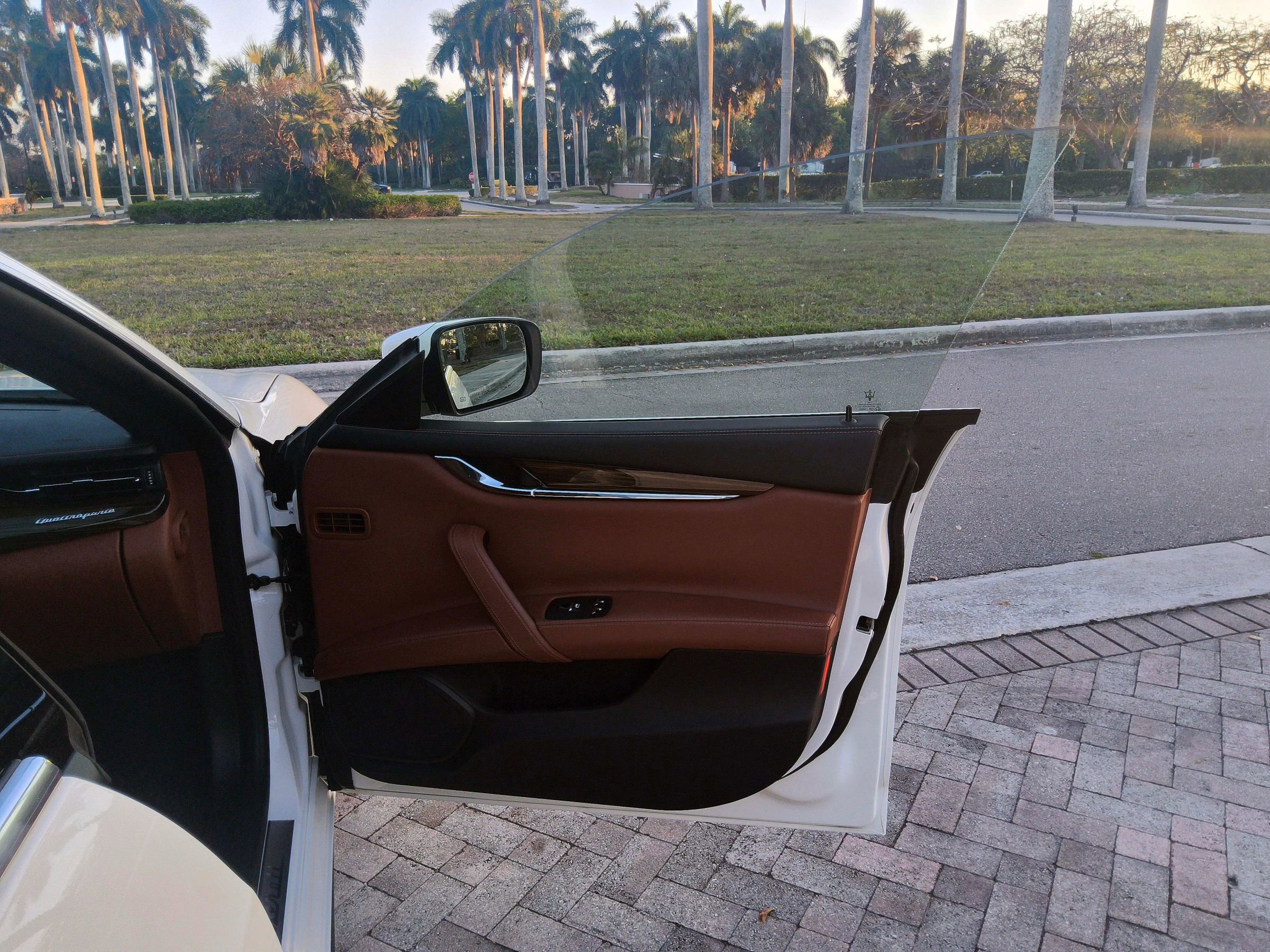 Used 2015 Maserati Quattroporte S Q4 image 38