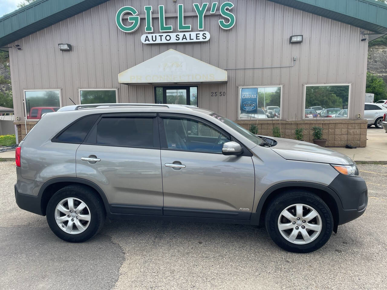 Used 2013 Kia Sorento LX image 1