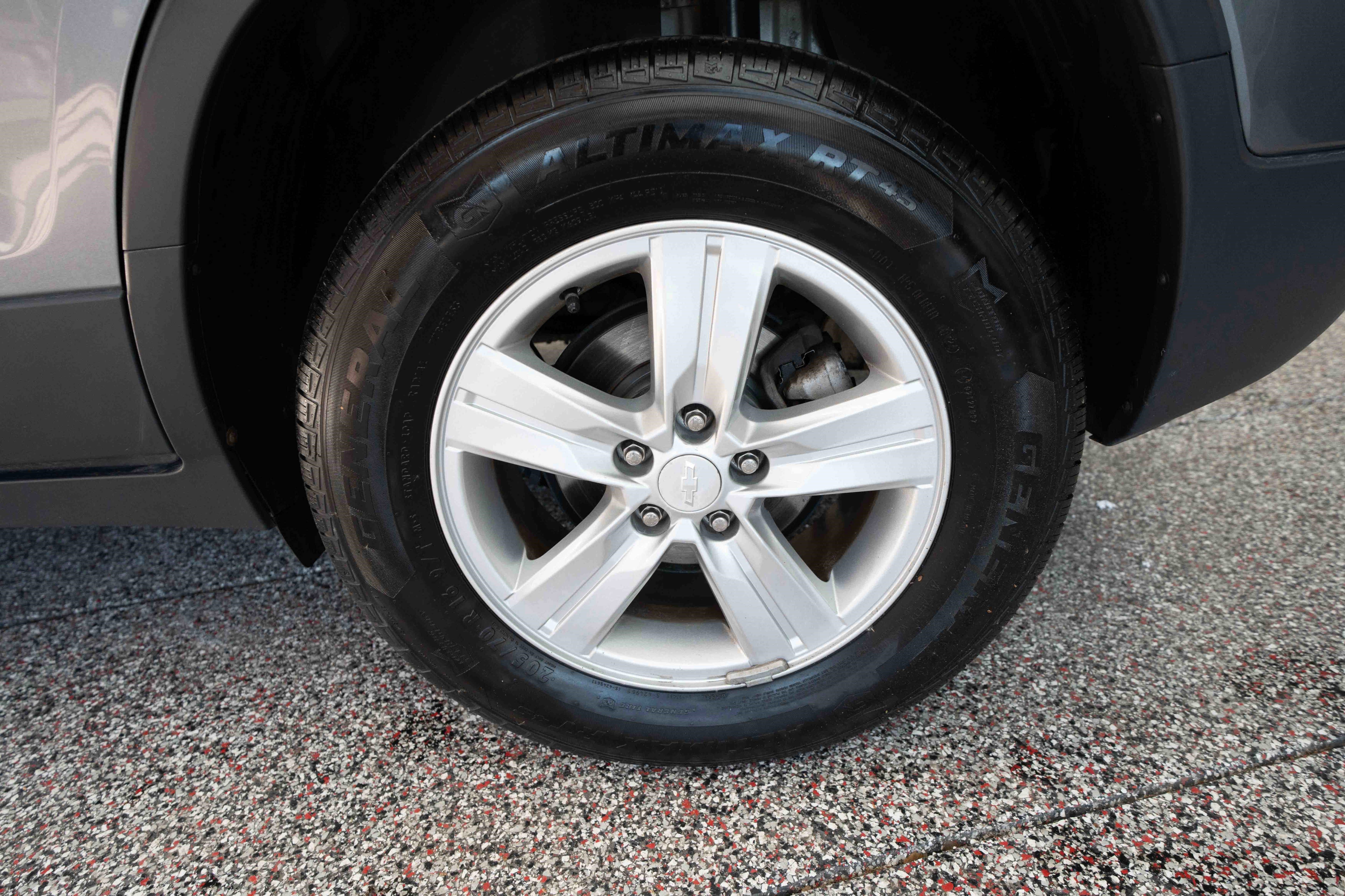 Used 2020 Chevrolet Trax LS w/ Tint and Cruise Package image 29