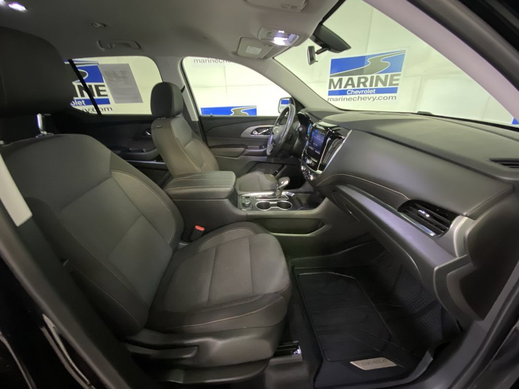 Used 2021 Chevrolet Traverse LT FWD image 33