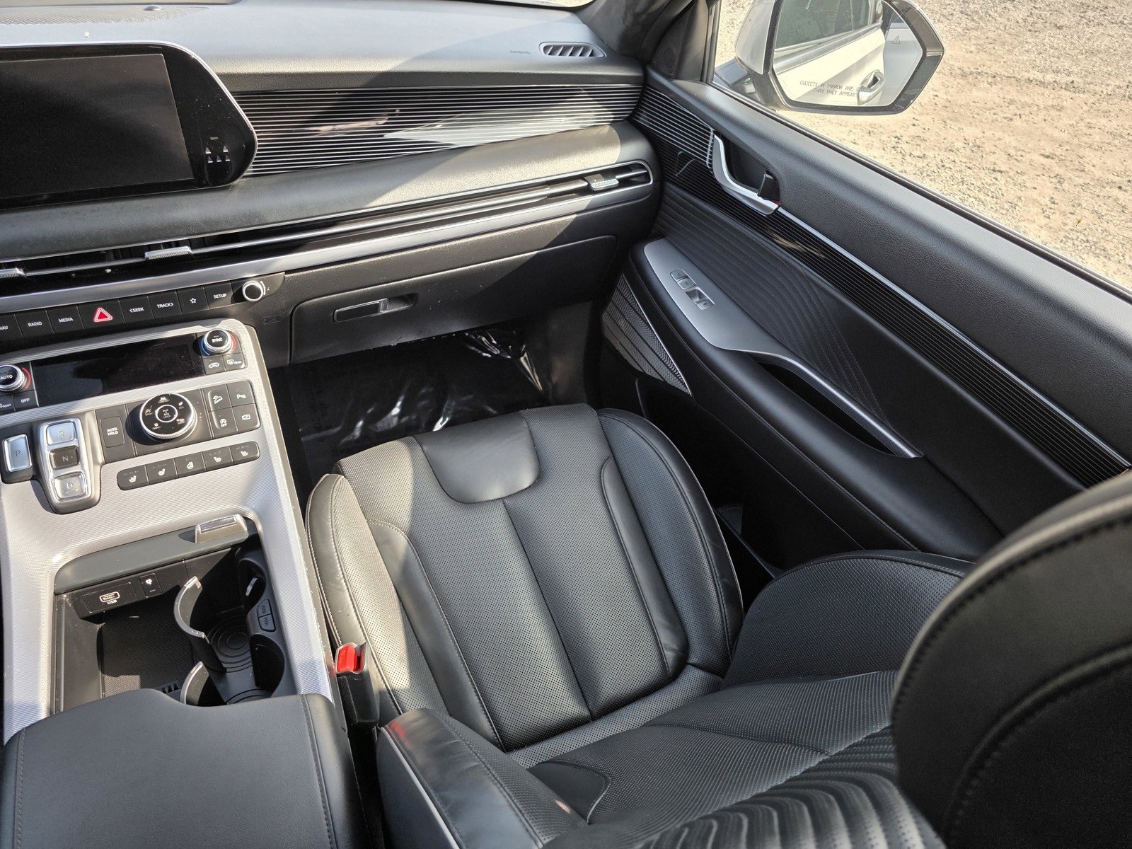 Used 2024 Hyundai Palisade Calligraphy image 18