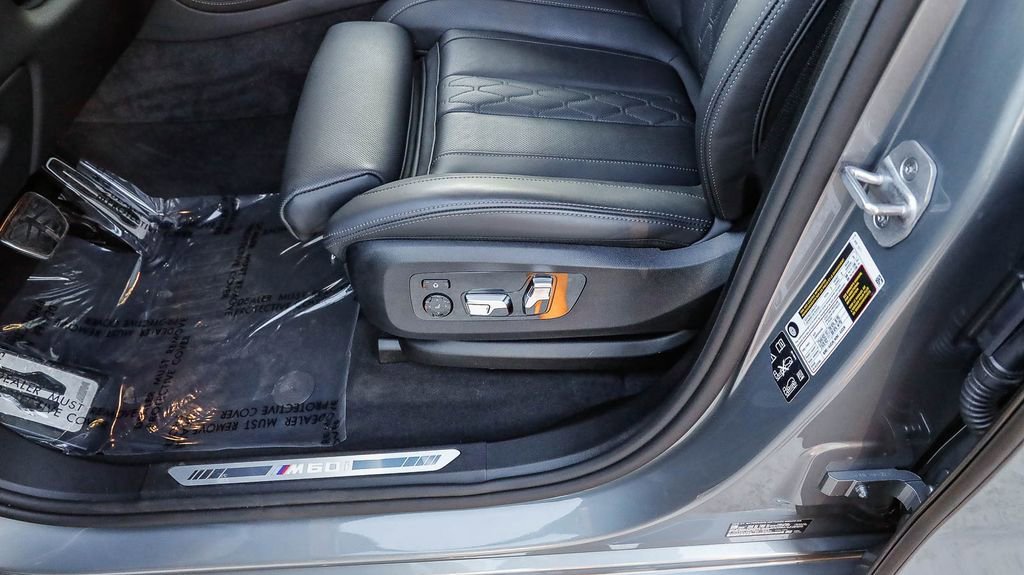 Used 2026 BMW X7 M60i AWD/4WD image 27