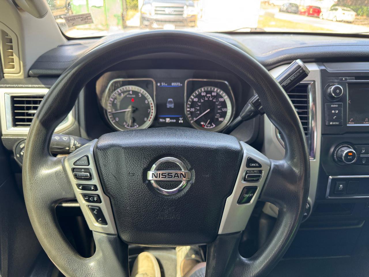 Used 2019 Nissan Titan SV AWD/4WD image 20