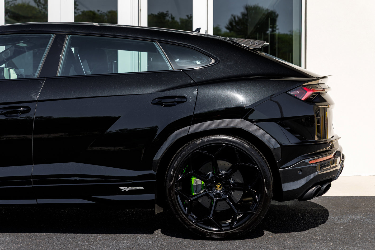 Used 2024 Lamborghini Urus Performante AWD/4WD image 7