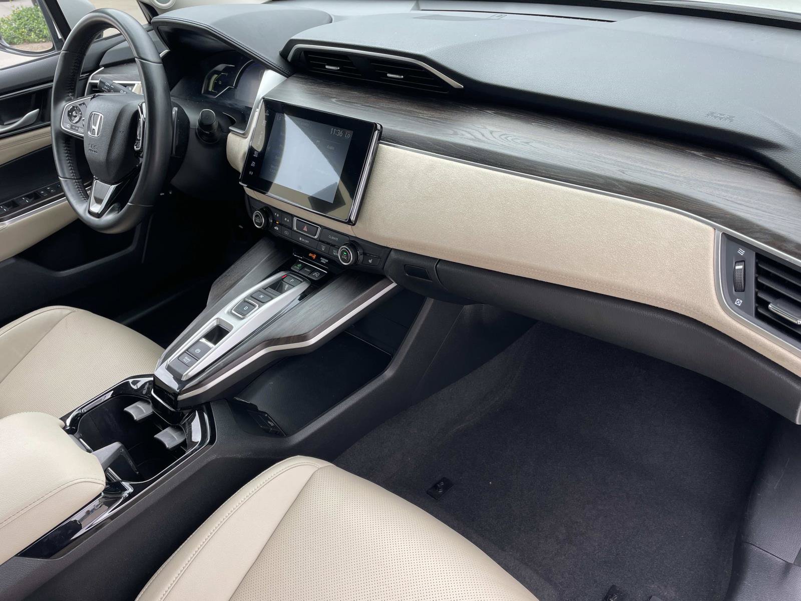 Used 2020 Honda Clarity Touring image 24