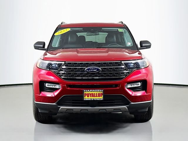 Used 2022 Ford Explorer XLT w/ Equipment Group 202A AWD/4WD image 2