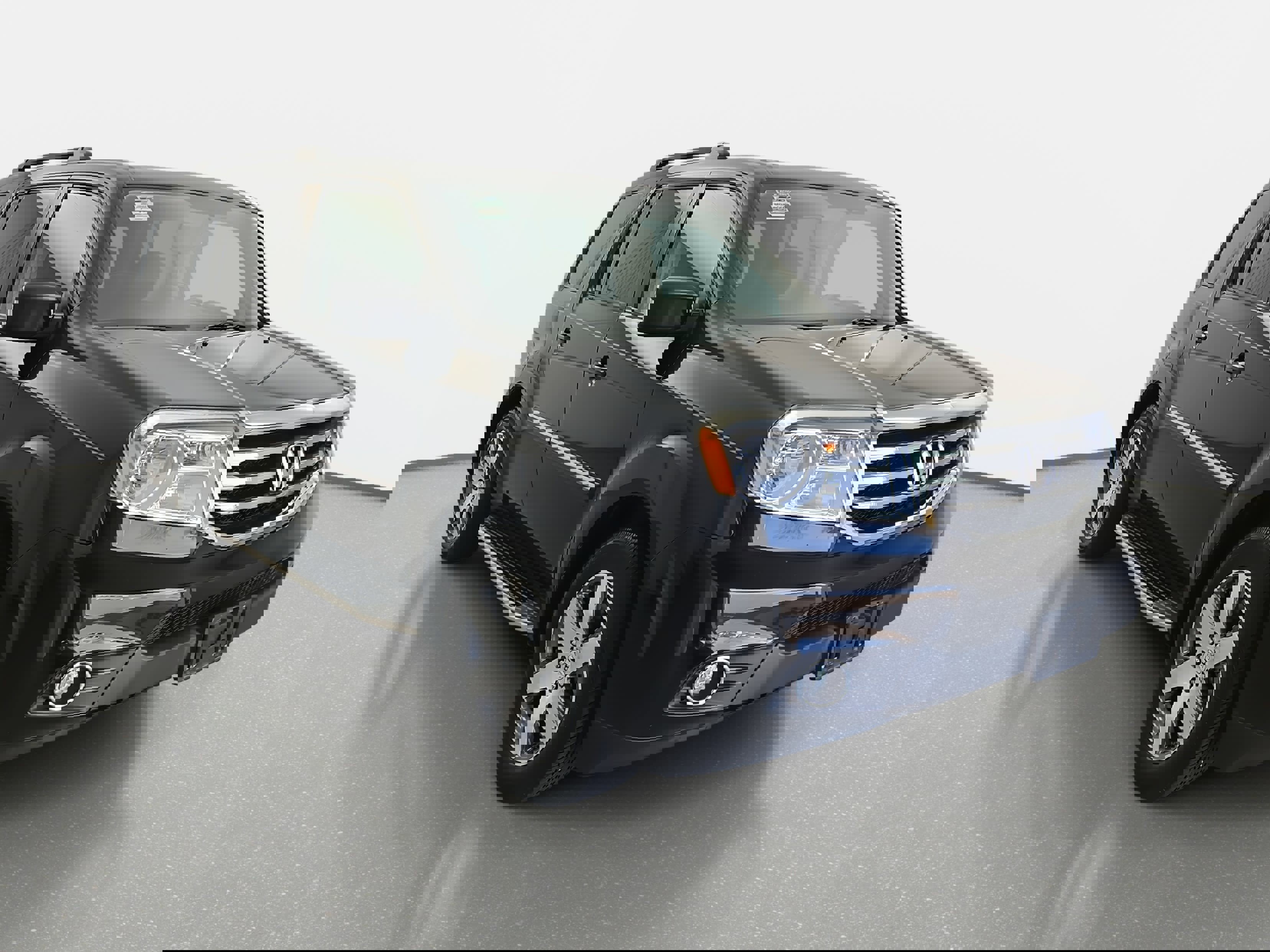 Used 2015 Honda Pilot Touring image 3