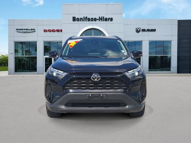 Used 2025 Toyota RAV4 XLE FWD image 2