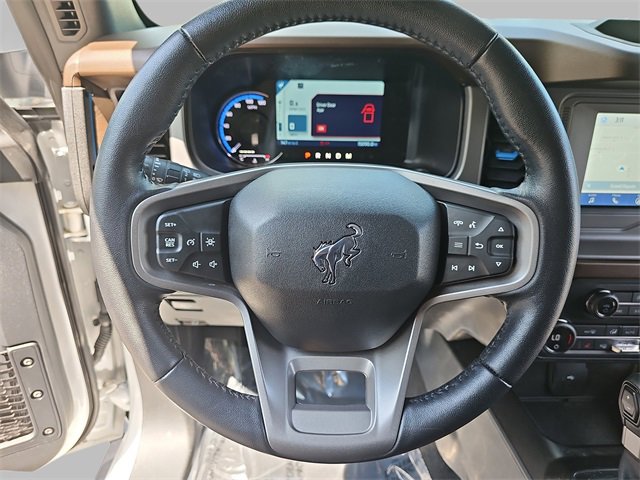 Used 2023 Ford Bronco Outer Banks image 17