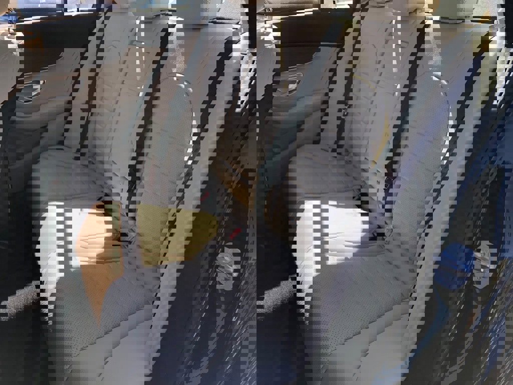 Used 2021 Mercedes-Benz C 300 4MATIC Sedan w/ Premium Package image 36