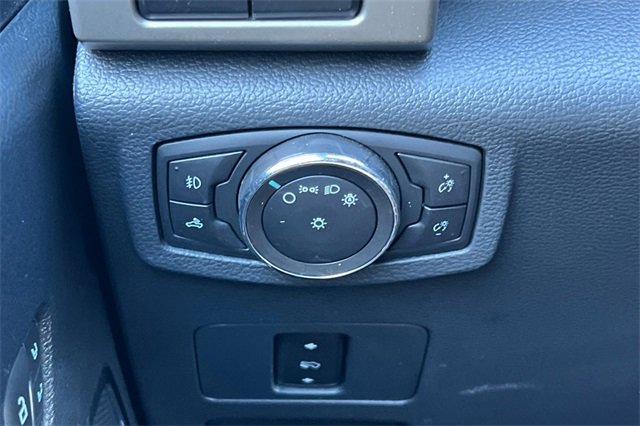 Used 2022 Ford F250 Lariat w/ Black Appearance Package image 30