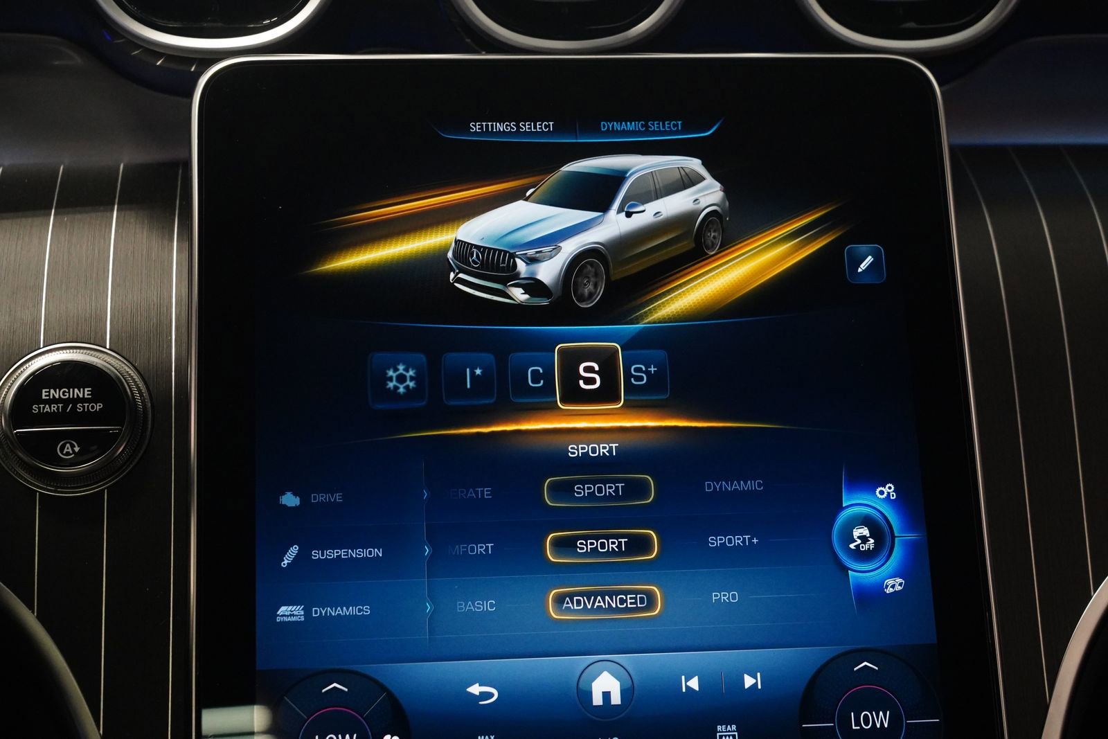 Used 2026 Mercedes-Benz GLC 43 AMG 4MATIC image 26