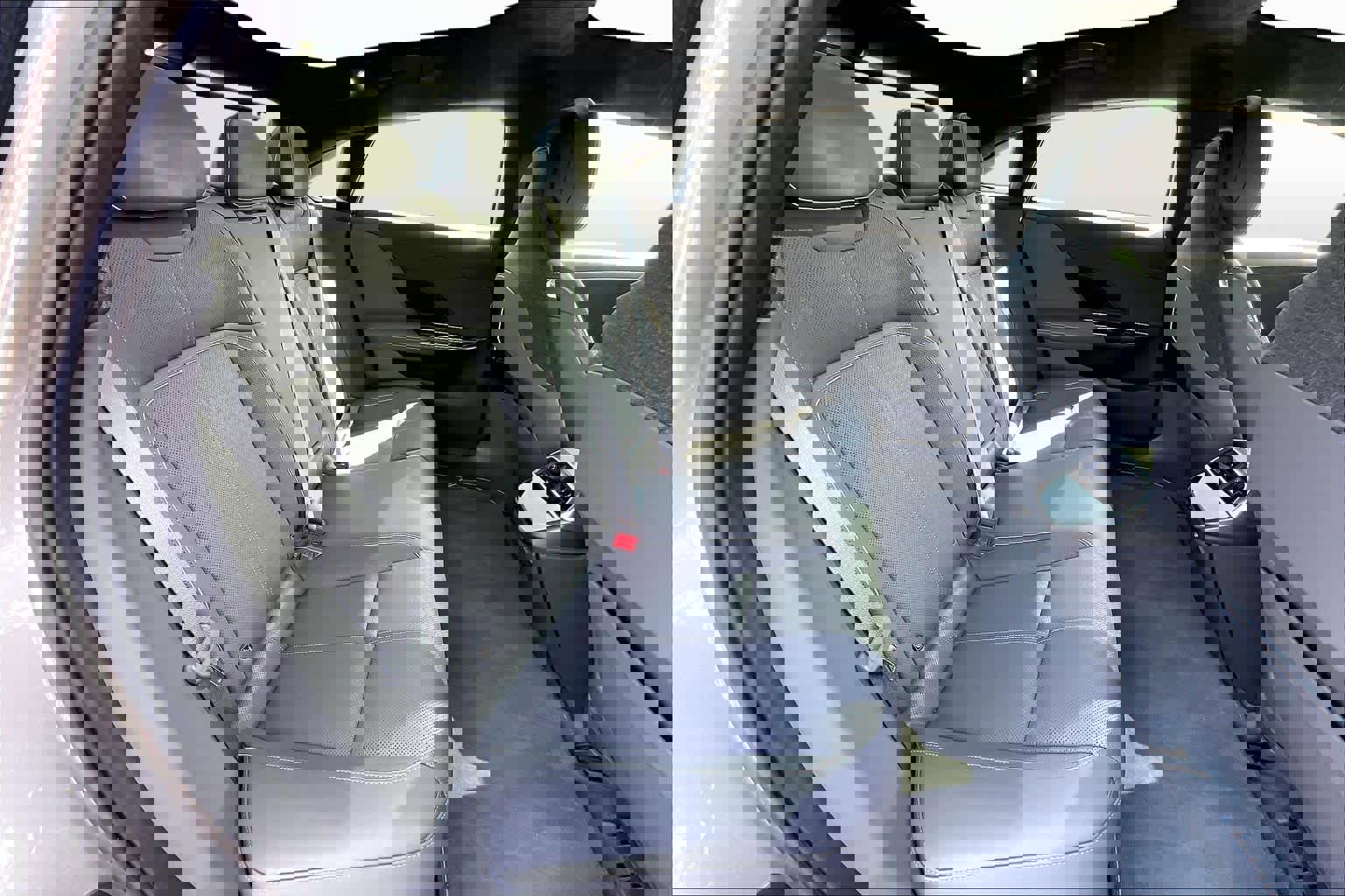 Used 2022 Lucid Air Grand Touring image 19