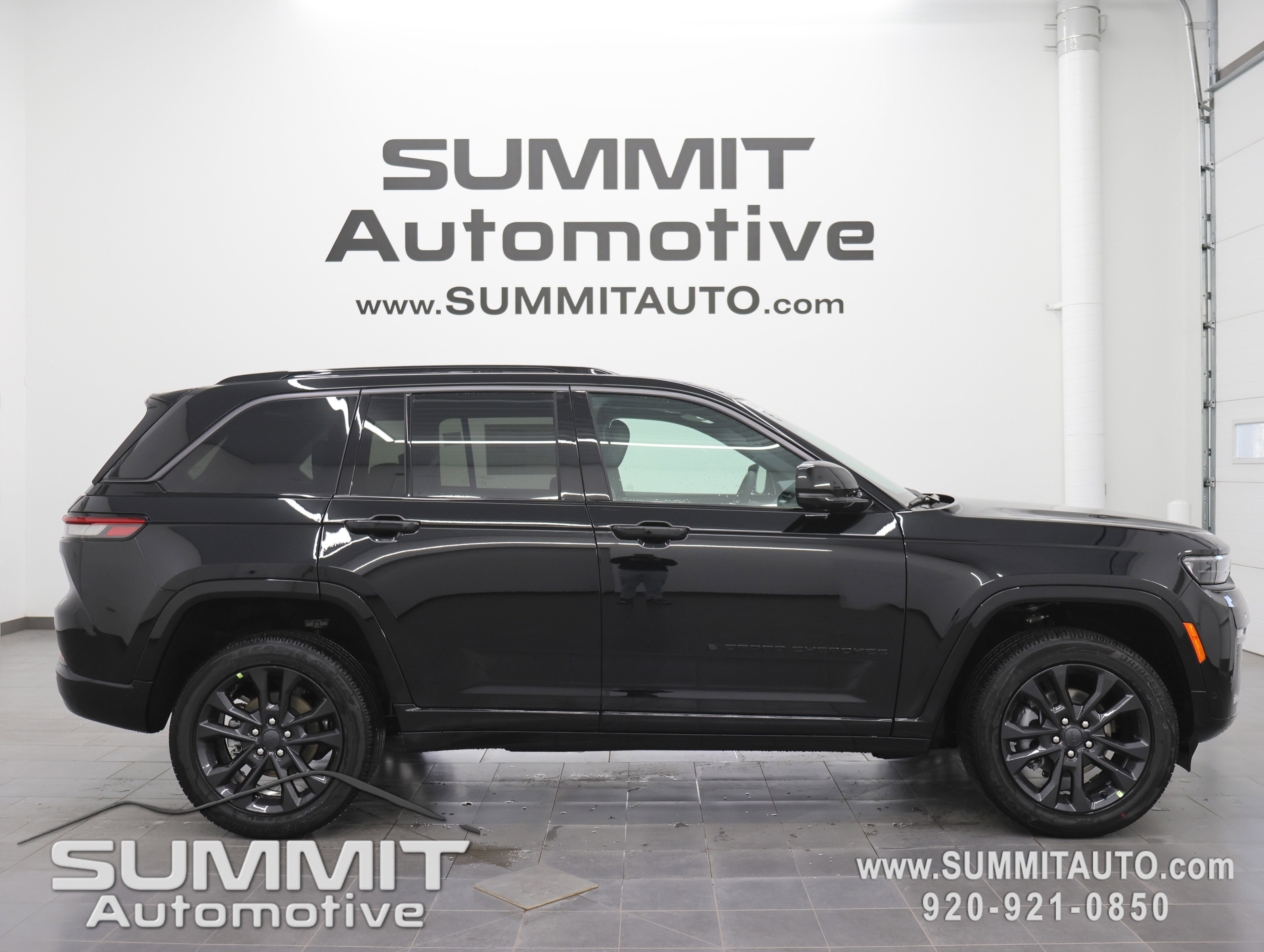 New 2026 Jeep Grand Cherokee Limited Reserve