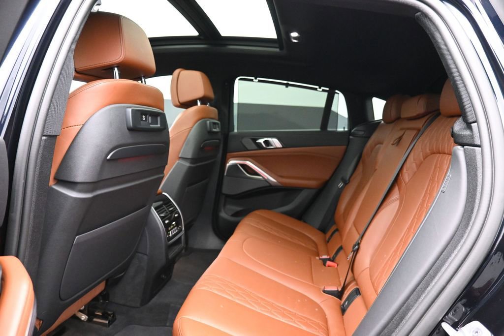 Used 2021 BMW X6 M50i w/ Executive Package AWD/4WD image 23
