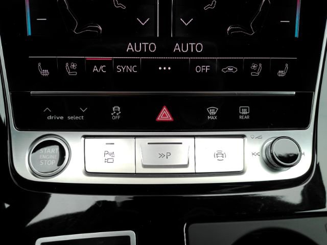 Used 2025 Audi Q7 3.0T Prestige w/ Prestige Package AWD/4WD image 49