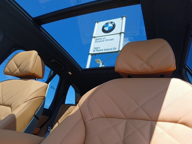 New 2026 BMW X5 xDrive40i w/ M Sport Package AWD/4WD image 29