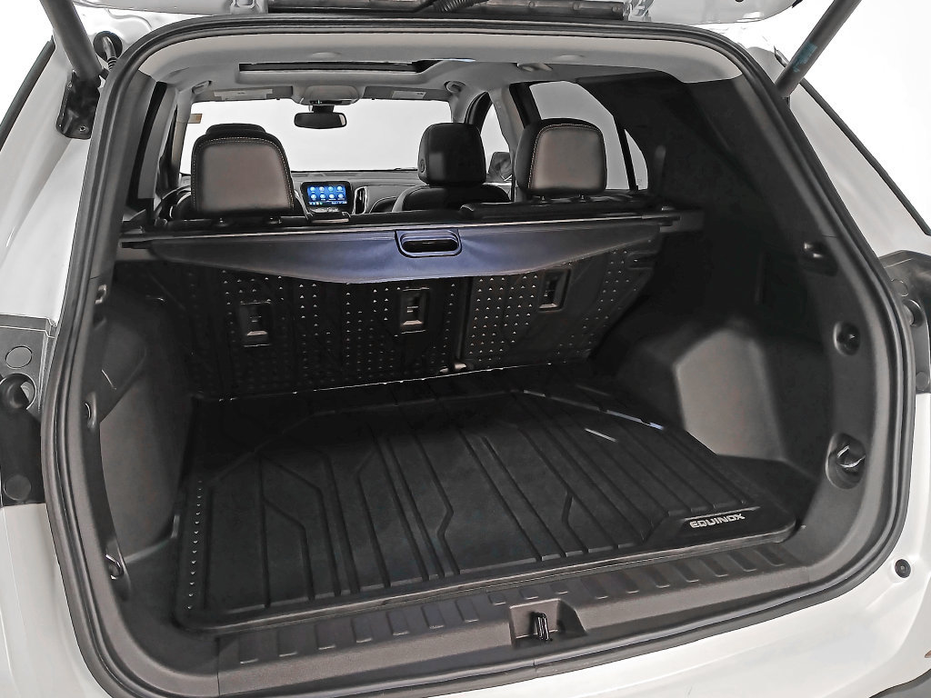 Used 2024 Chevrolet Equinox Premier AWD/4WD image 8