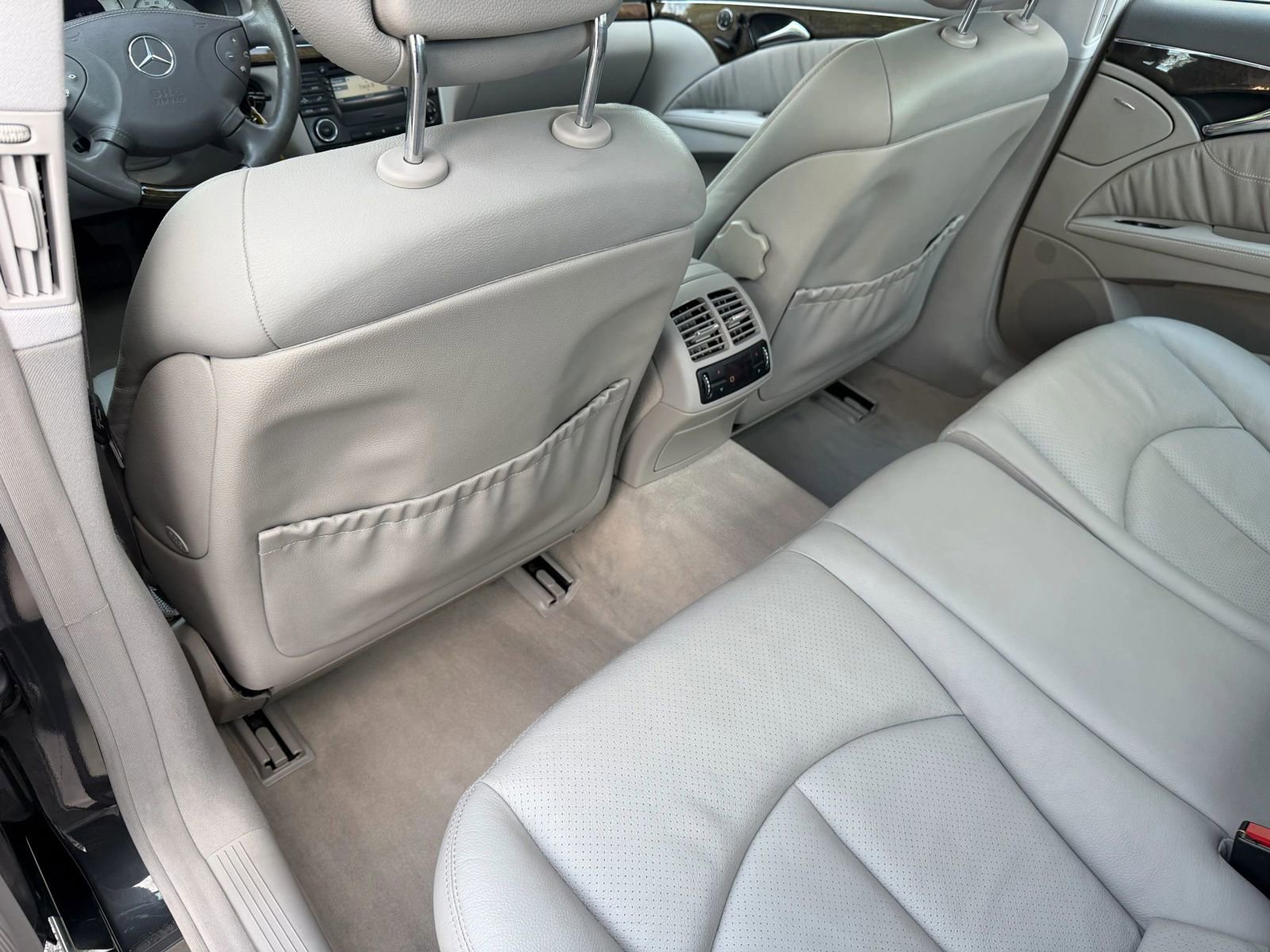 Used 2003 Mercedes-Benz E 500 Sedan image 60